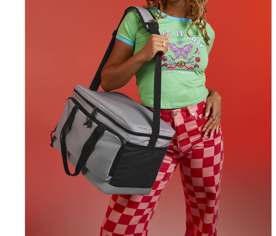 BAG BASE RECYCLED LARGE COOLER SHOULDER BAG bedrukken met eigen logo