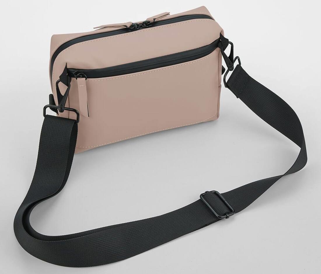 BAG BASE MATTE PU CROSS BODY BAG bedrukken met eigen logo
