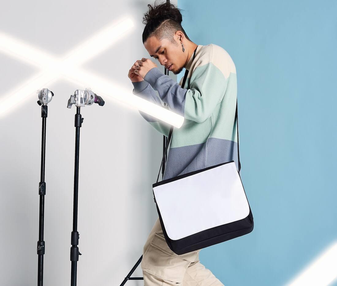 BAG BASE SUBLIMATION MESSENGER BAG bedrukken met eigen logo