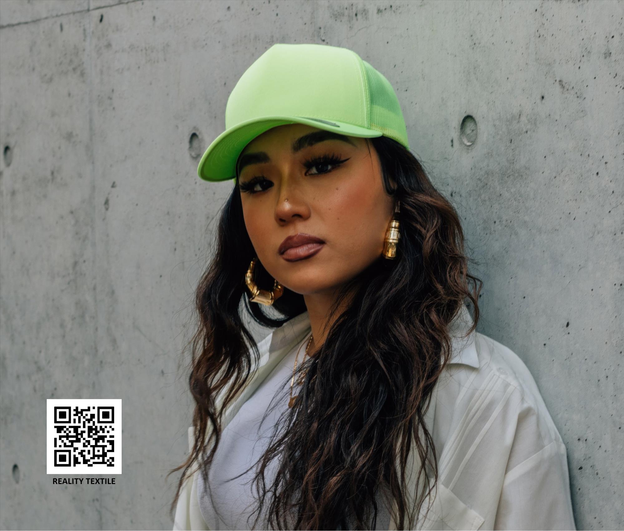 FLEXFIT 5-PANEL RETRO TRUCKER CAP bedrukken met eigen logo