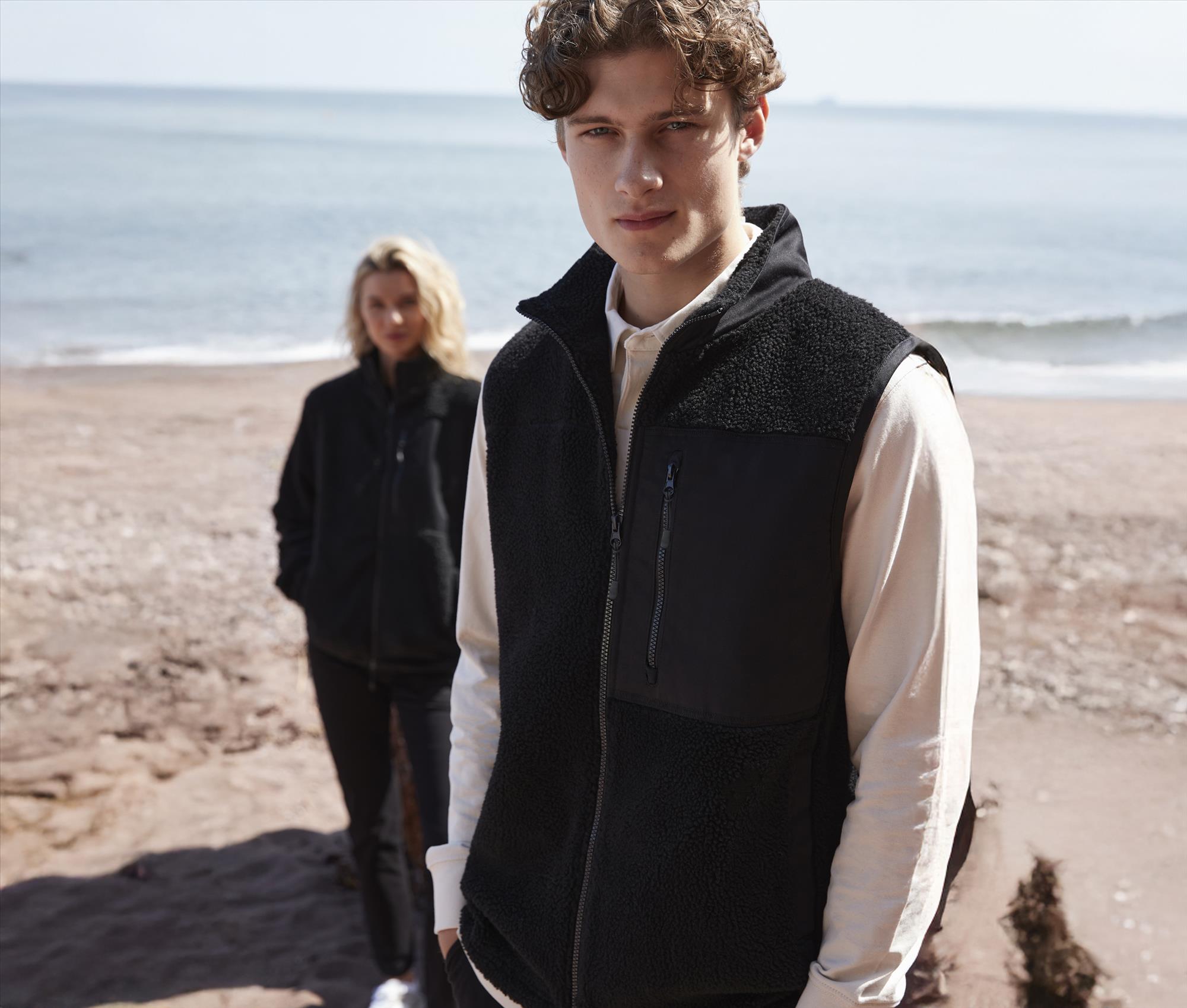 FRONT ROW Recycled Sherpa Gilet bedrukken met eigen logo