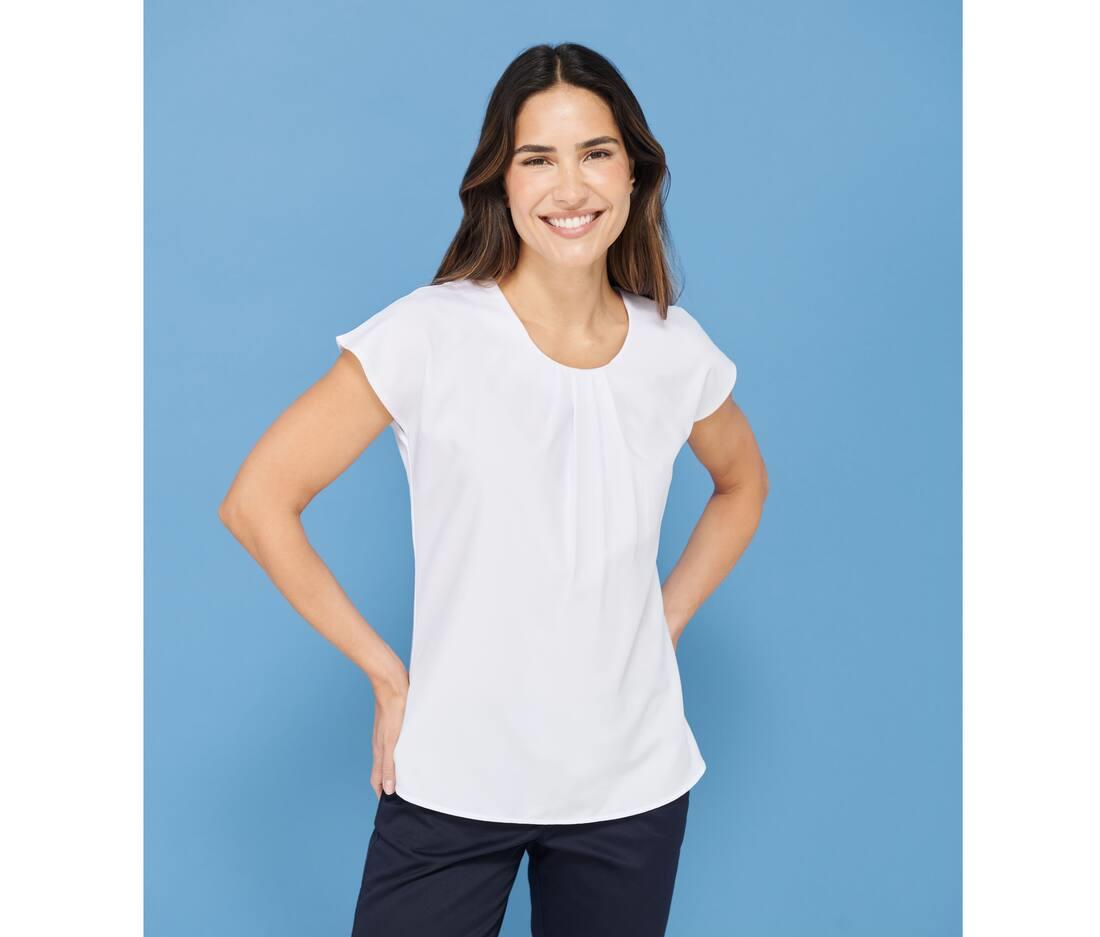 HENBURY LADIES PLEAT FRONT S/S BLOUSE bedrukken met eigen logo
