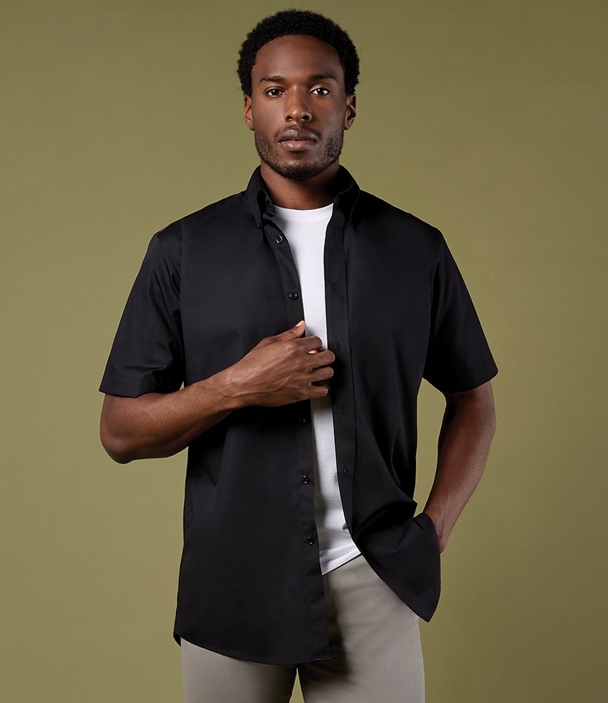 Kustom Kit Short Sleeve Classic Fit Workforce Shirt bedrukken met eigen logo