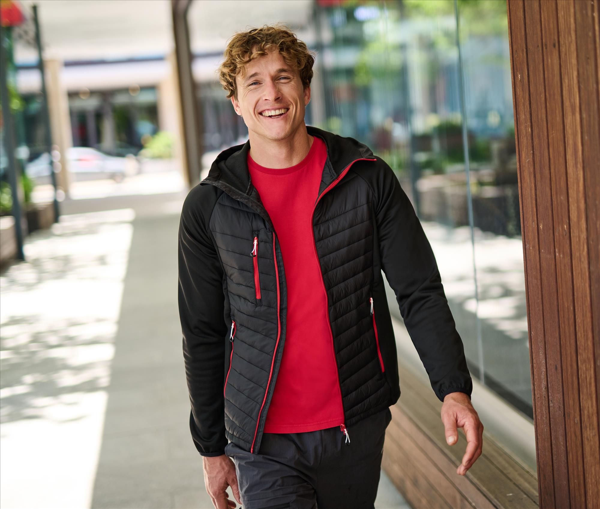 REGATTA MEN'S NAVIGATE HYBRID JACKET bedrukken met eigen logo