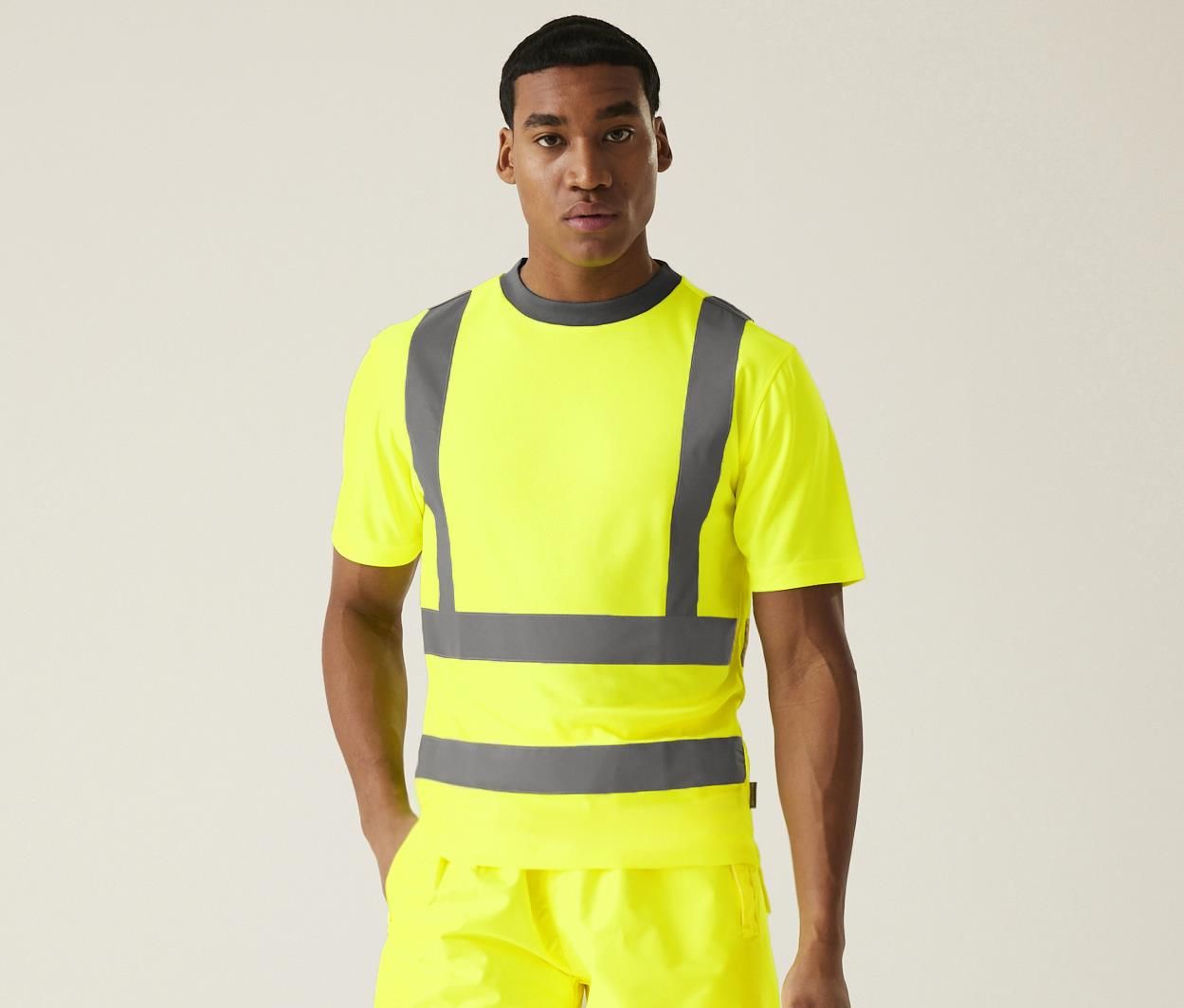 REGATTA HI-VIS PRO CONTRACT T-SHIRT bedrukken met eigen logo