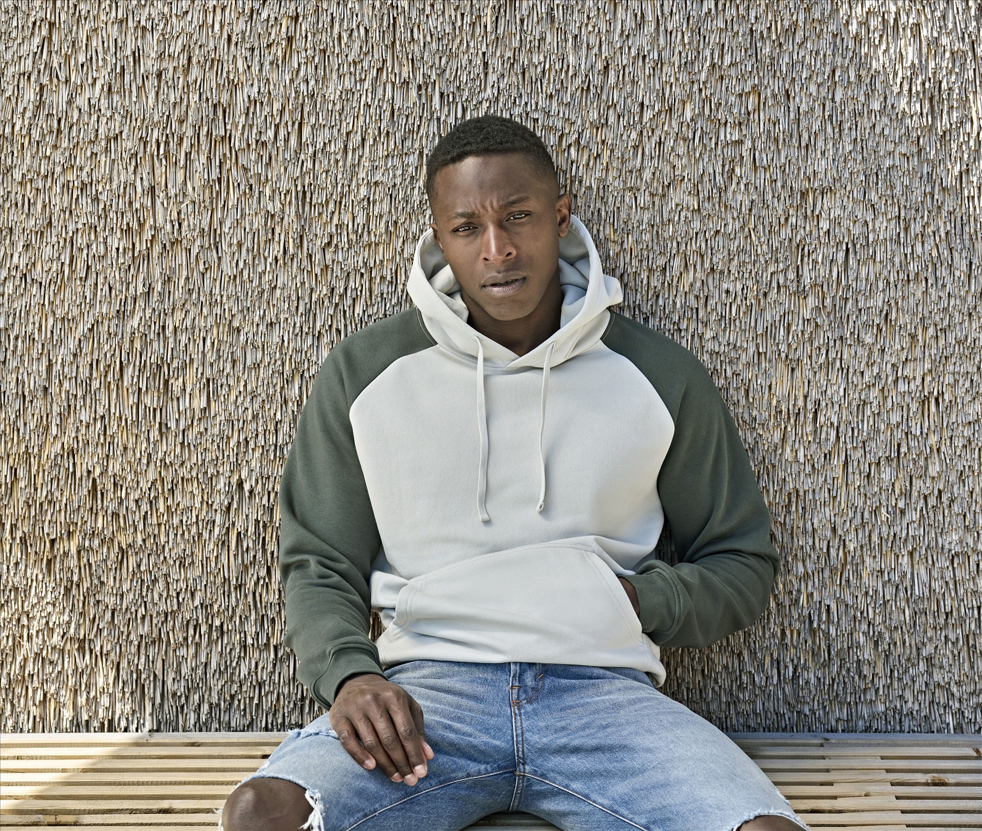TEE JAYS UNLABELED TWO-TONE HOODED SWEATSHIRT bedrukken met eigen logo