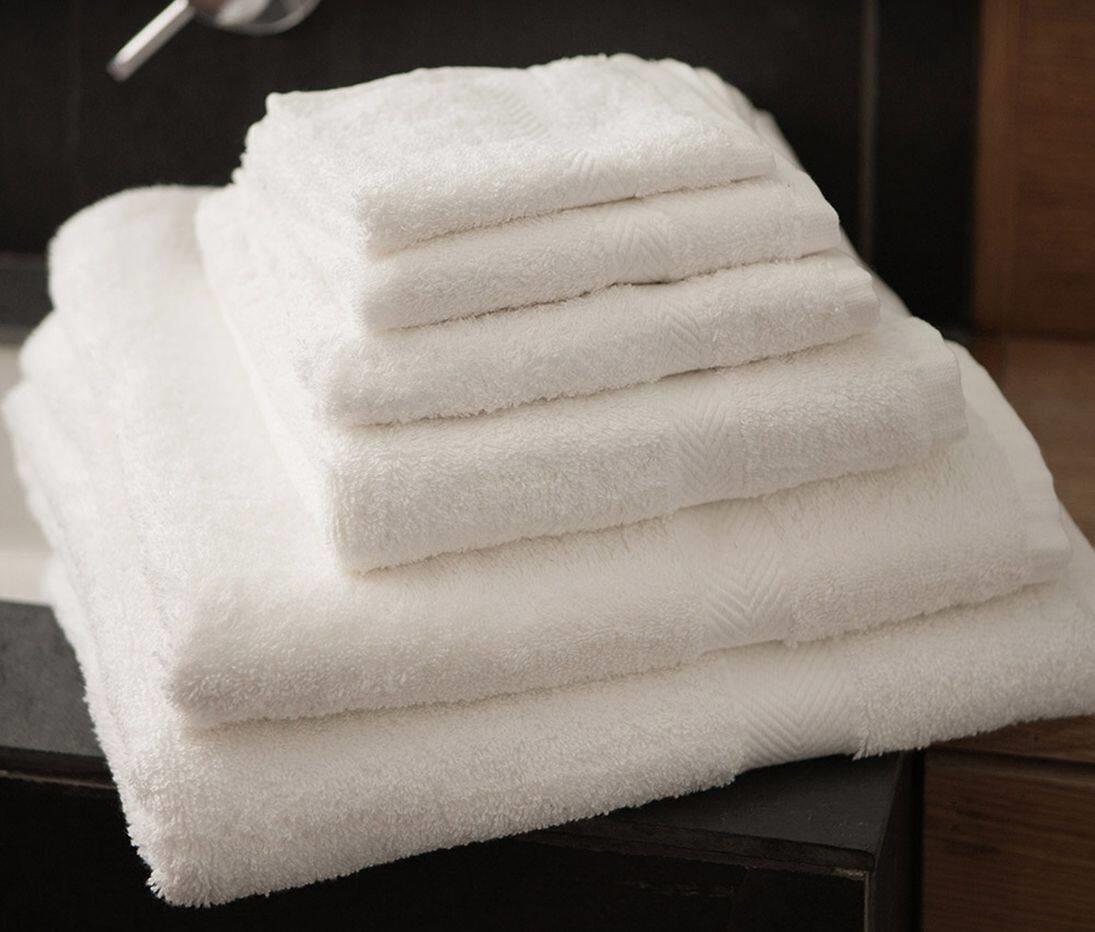 LUXURY GUEST TOWEL